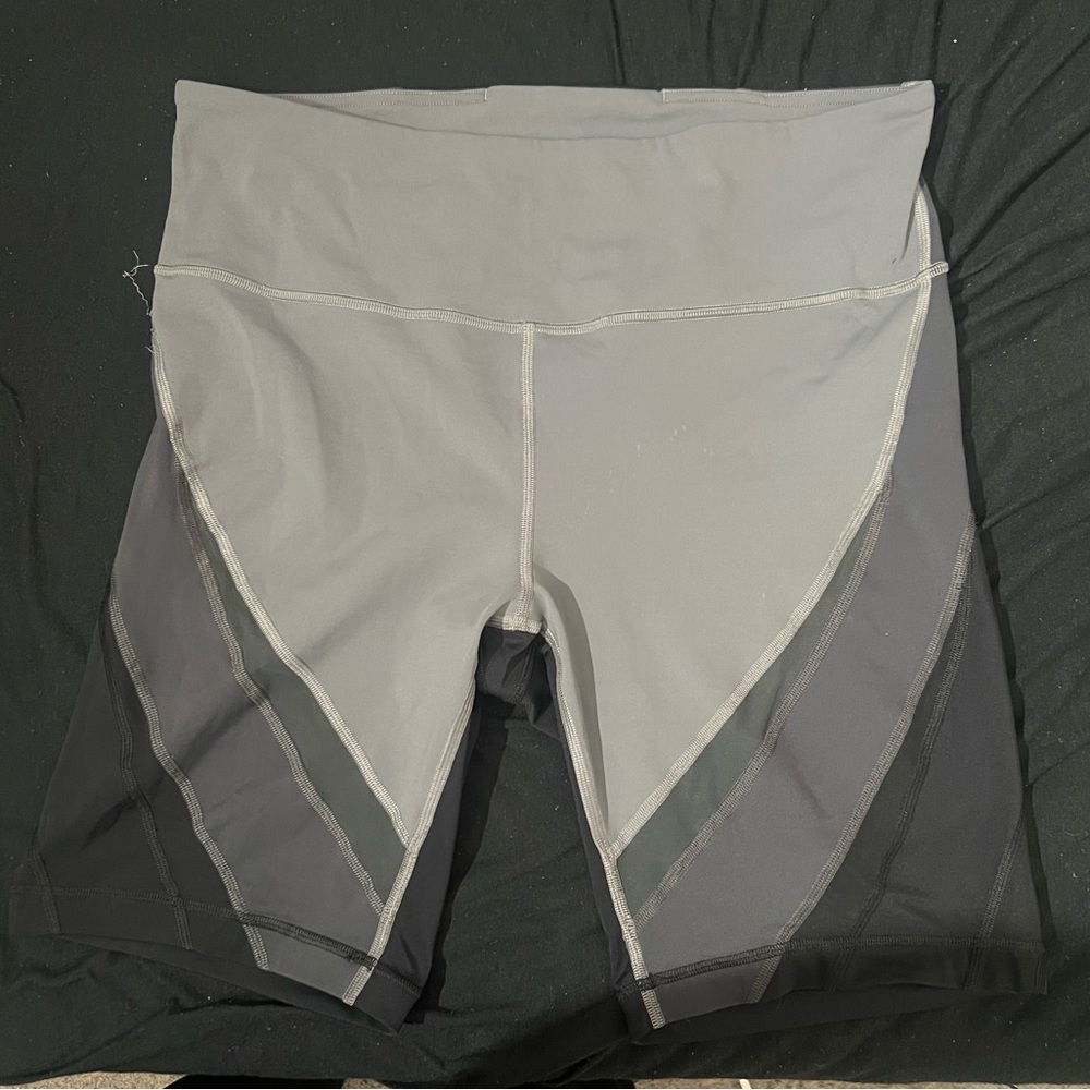 NWT LULULEMON BIKER SHORTS